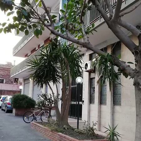 Casa Vacanza Mare Di Ognina Apartment *
